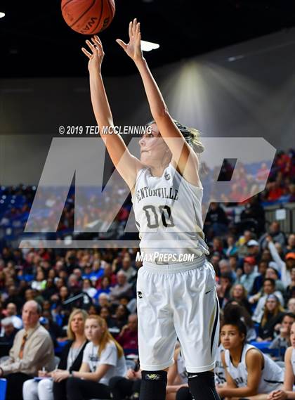 Thumbnail 3 in Bentonville vs Northside (AAA 6A State Final) photogallery.