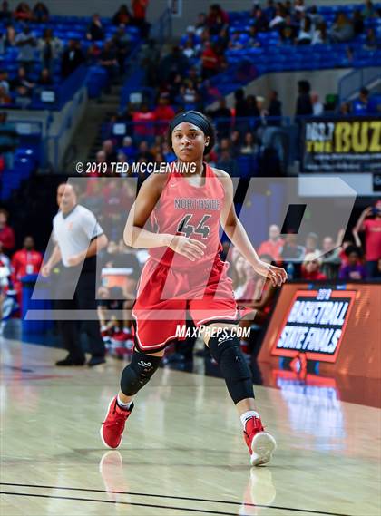 Thumbnail 3 in Bentonville vs Northside (AAA 6A State Final) photogallery.