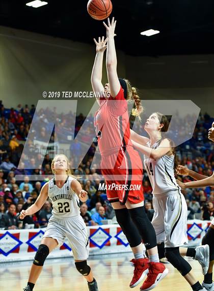 Thumbnail 1 in Bentonville vs Northside (AAA 6A State Final) photogallery.