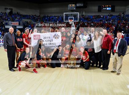 Thumbnail 2 in Bentonville vs Northside (AAA 6A State Final) photogallery.