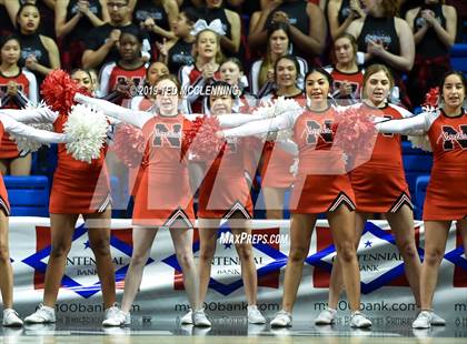 Thumbnail 2 in Bentonville vs Northside (AAA 6A State Final) photogallery.