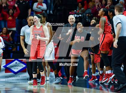 Thumbnail 3 in Bentonville vs Northside (AAA 6A State Final) photogallery.