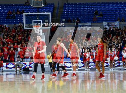 Thumbnail 1 in Bentonville vs Northside (AAA 6A State Final) photogallery.