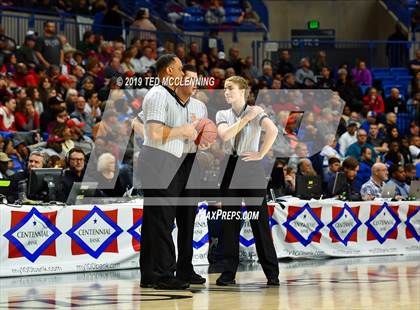 Thumbnail 3 in Bentonville vs Northside (AAA 6A State Final) photogallery.