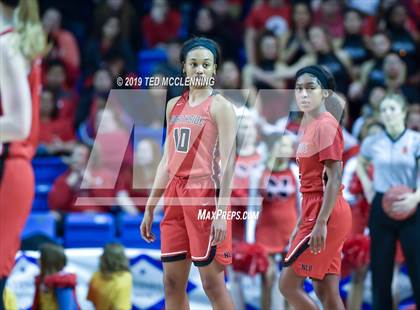 Thumbnail 2 in Bentonville vs Northside (AAA 6A State Final) photogallery.