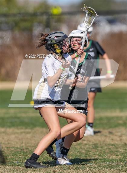 Thumbnail 3 in Lakewood Ranch vs Bishop Moore photogallery.