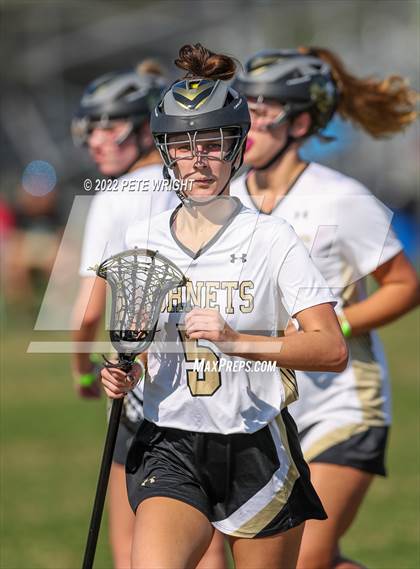 Thumbnail 2 in Lakewood Ranch vs Bishop Moore photogallery.