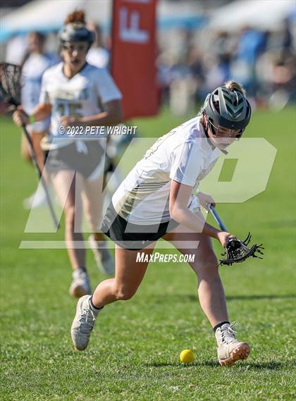Thumbnail 2 in Lakewood Ranch vs Bishop Moore photogallery.