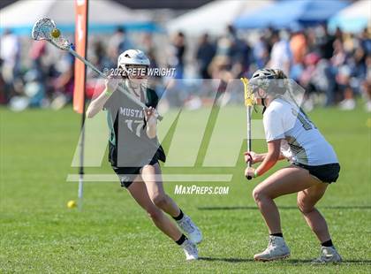 Thumbnail 3 in Lakewood Ranch vs Bishop Moore photogallery.