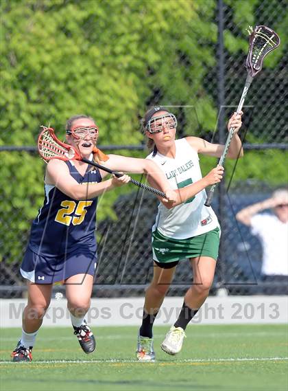 Thumbnail 2 in Farmingdale vs Massapequa (Section 8 Class A Final) photogallery.