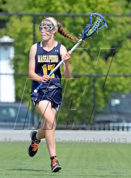 Thumbnail 2 in Farmingdale vs Massapequa (Section 8 Class A Final) photogallery.
