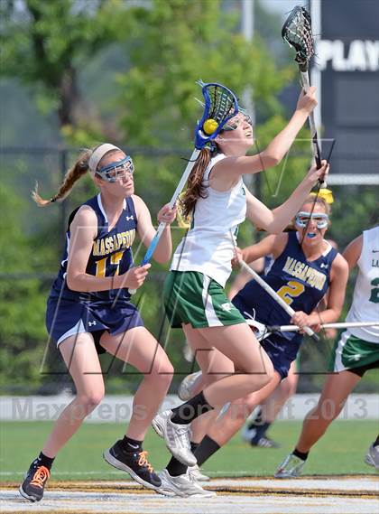 Thumbnail 1 in Farmingdale vs Massapequa (Section 8 Class A Final) photogallery.
