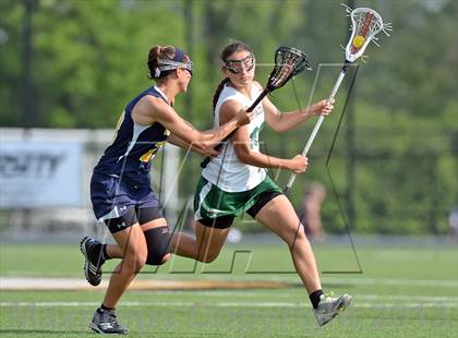 Thumbnail 3 in Farmingdale vs Massapequa (Section 8 Class A Final) photogallery.