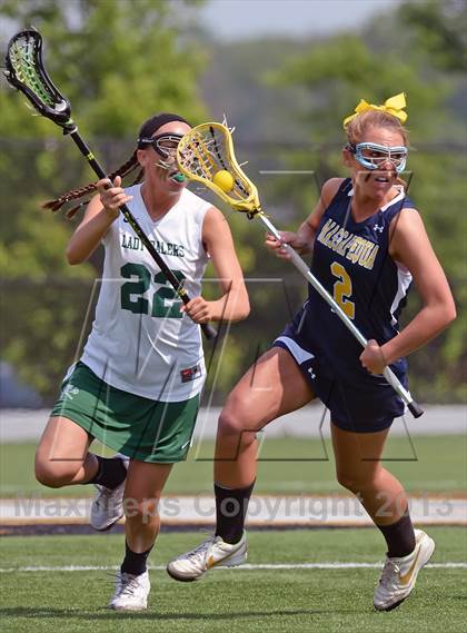 Thumbnail 3 in Farmingdale vs Massapequa (Section 8 Class A Final) photogallery.