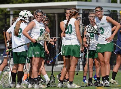 Thumbnail 3 in Farmingdale vs Massapequa (Section 8 Class A Final) photogallery.