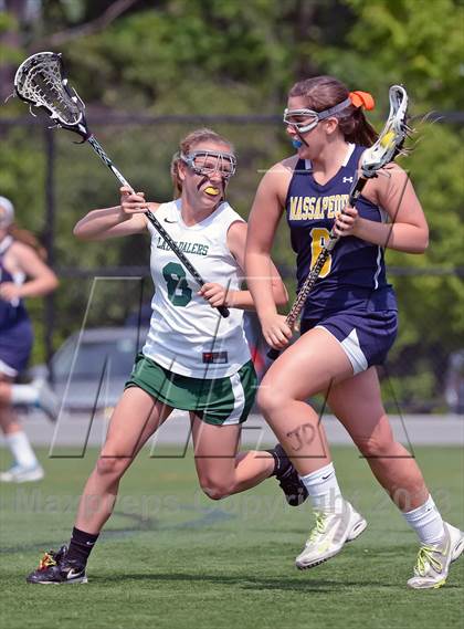 Thumbnail 2 in Farmingdale vs Massapequa (Section 8 Class A Final) photogallery.