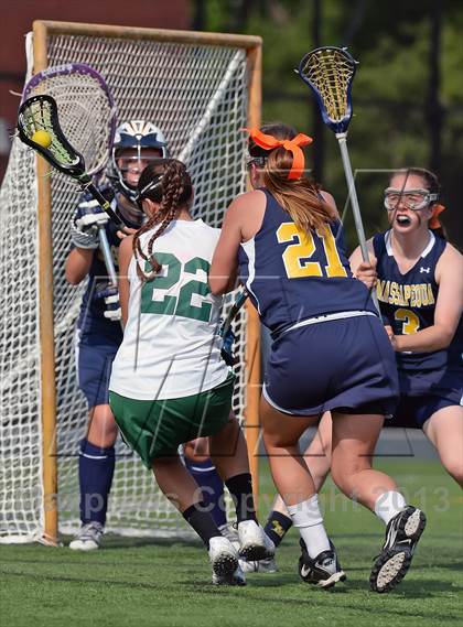 Thumbnail 1 in Farmingdale vs Massapequa (Section 8 Class A Final) photogallery.