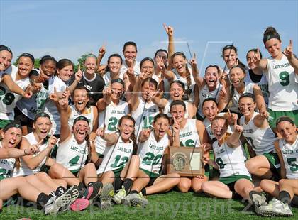Thumbnail 3 in Farmingdale vs Massapequa (Section 8 Class A Final) photogallery.