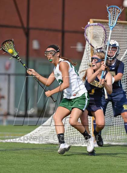 Thumbnail 2 in Farmingdale vs Massapequa (Section 8 Class A Final) photogallery.