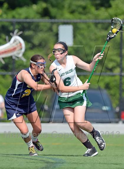 Thumbnail 3 in Farmingdale vs Massapequa (Section 8 Class A Final) photogallery.