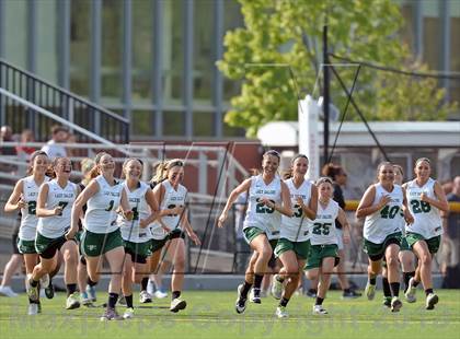 Thumbnail 2 in Farmingdale vs Massapequa (Section 8 Class A Final) photogallery.
