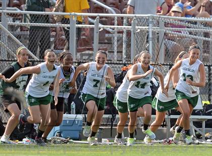 Thumbnail 1 in Farmingdale vs Massapequa (Section 8 Class A Final) photogallery.