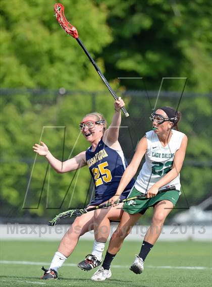 Thumbnail 1 in Farmingdale vs Massapequa (Section 8 Class A Final) photogallery.