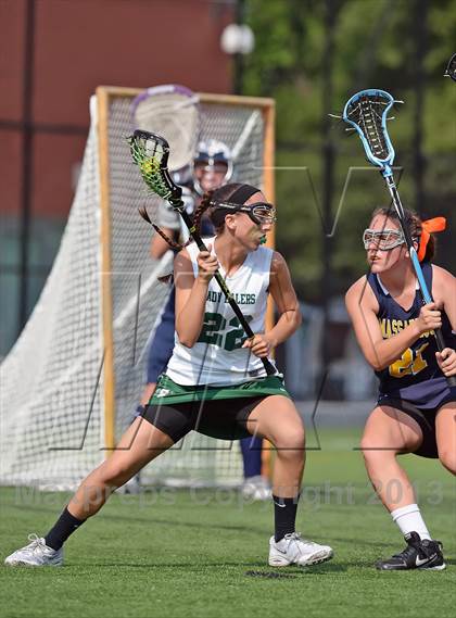 Thumbnail 3 in Farmingdale vs Massapequa (Section 8 Class A Final) photogallery.