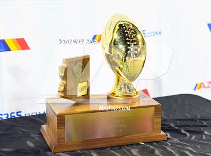 Thumbnail 3 in Salpointe Catholic vs. Saguaro (AIA 4A Final Awards) photogallery.