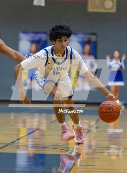 Thumbnail 2 in JV: Washington @ Newark Memorial photogallery.