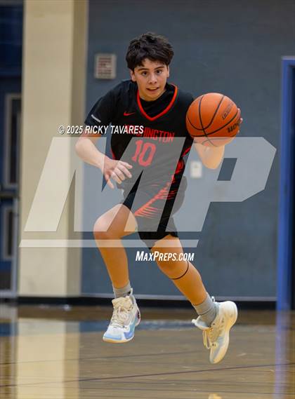 Thumbnail 3 in JV: Washington @ Newark Memorial photogallery.