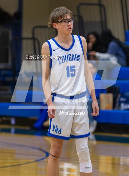 Thumbnail 3 in JV: Washington @ Newark Memorial photogallery.