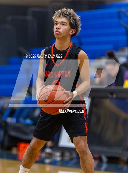 Thumbnail 1 in JV: Washington @ Newark Memorial photogallery.