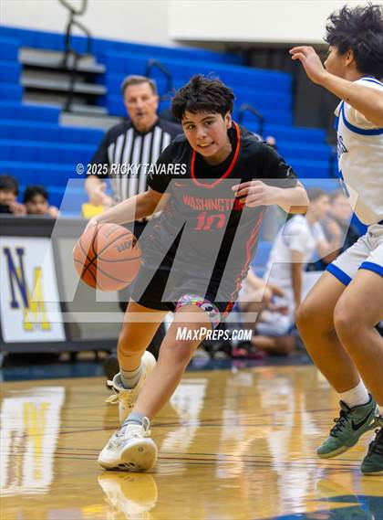 Thumbnail 2 in JV: Washington @ Newark Memorial photogallery.