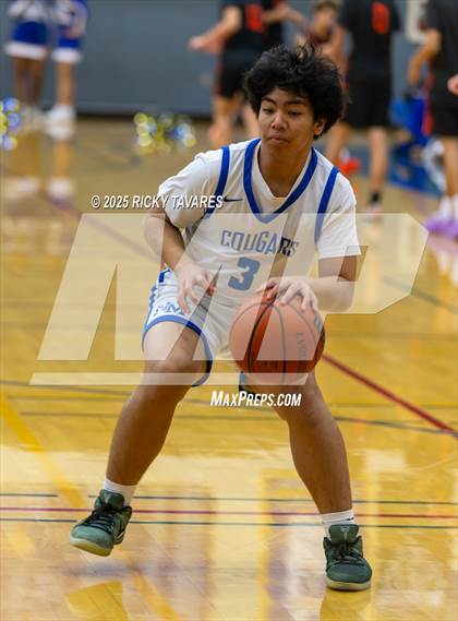 Thumbnail 2 in JV: Washington @ Newark Memorial photogallery.