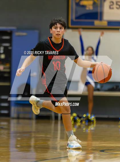 Thumbnail 1 in JV: Washington @ Newark Memorial photogallery.