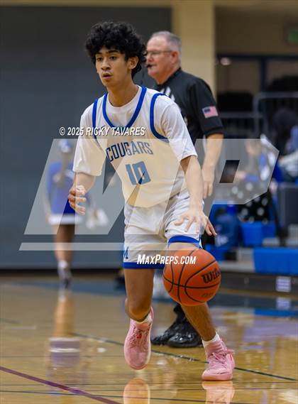 Thumbnail 2 in JV: Washington @ Newark Memorial photogallery.