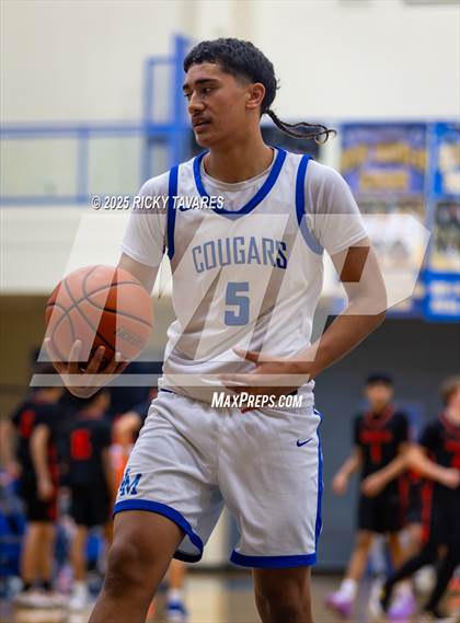 Thumbnail 3 in JV: Washington @ Newark Memorial photogallery.