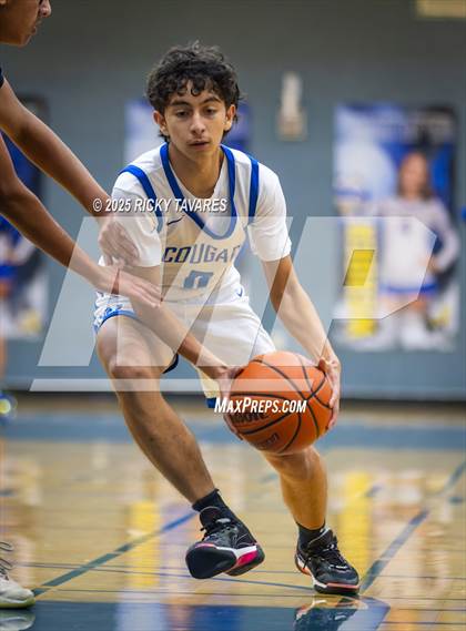 Thumbnail 1 in JV: Washington @ Newark Memorial photogallery.