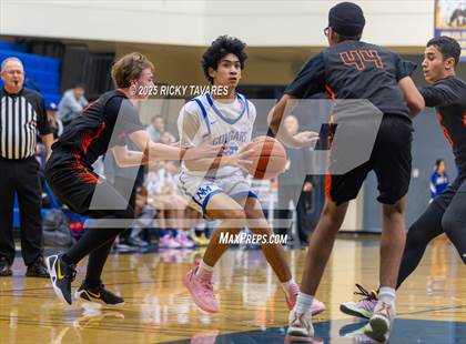 Thumbnail 1 in JV: Washington @ Newark Memorial photogallery.