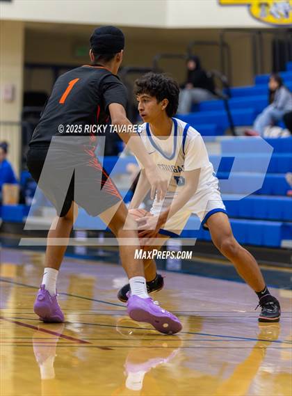 Thumbnail 3 in JV: Washington @ Newark Memorial photogallery.