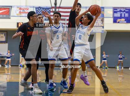 Thumbnail 3 in JV: Washington @ Newark Memorial photogallery.