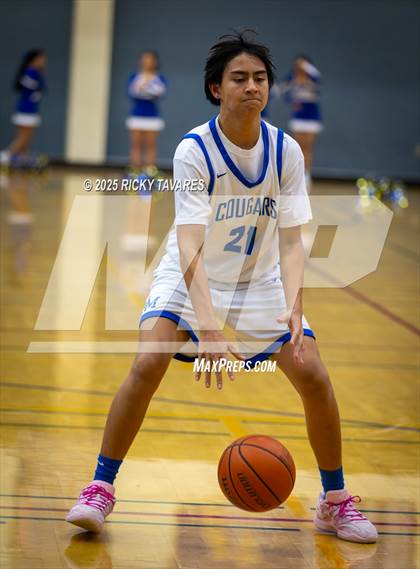 Thumbnail 1 in JV: Washington @ Newark Memorial photogallery.