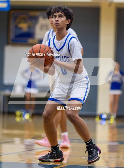 Thumbnail 2 in JV: Washington @ Newark Memorial photogallery.