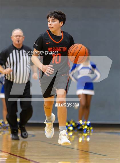 Thumbnail 2 in JV: Washington @ Newark Memorial photogallery.