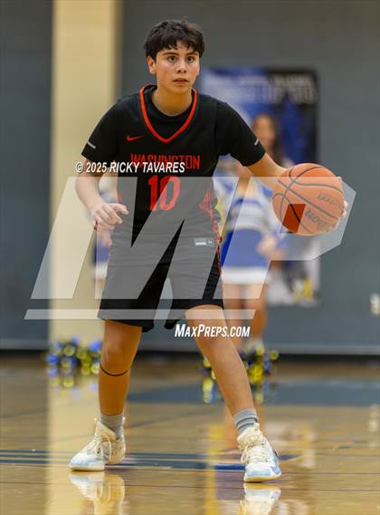 Thumbnail 2 in JV: Washington @ Newark Memorial photogallery.