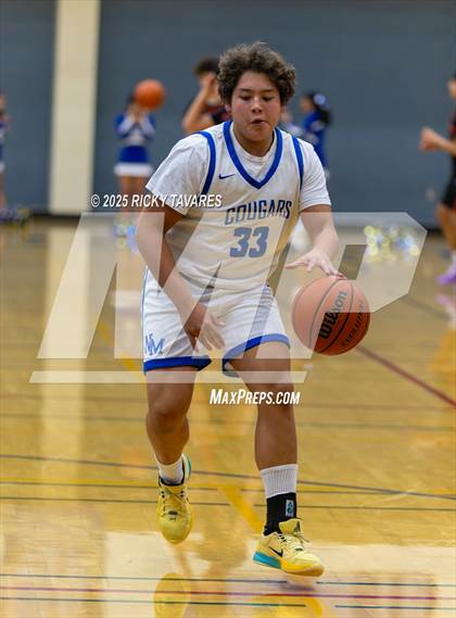 Thumbnail 2 in JV: Washington @ Newark Memorial photogallery.