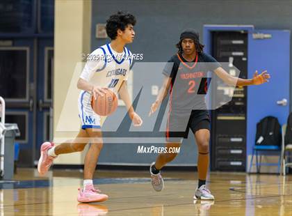 Thumbnail 3 in JV: Washington @ Newark Memorial photogallery.