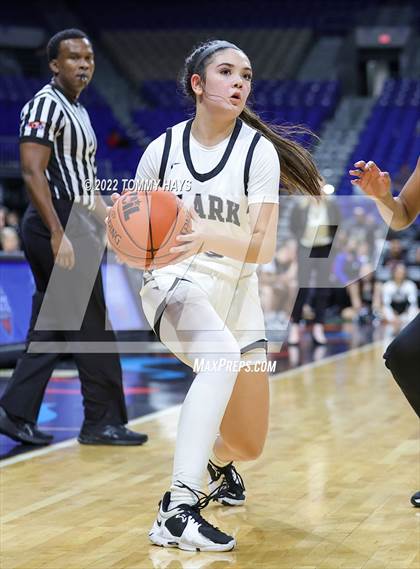 Thumbnail 1 in Clark vs. DeSoto (UIL 6A State Semifinal) photogallery.