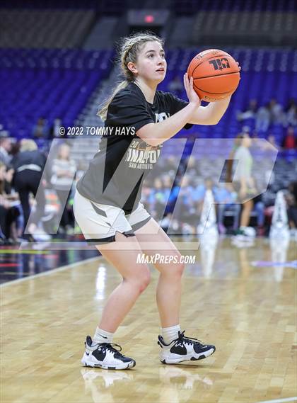 Thumbnail 2 in Clark vs. DeSoto (UIL 6A State Semifinal) photogallery.
